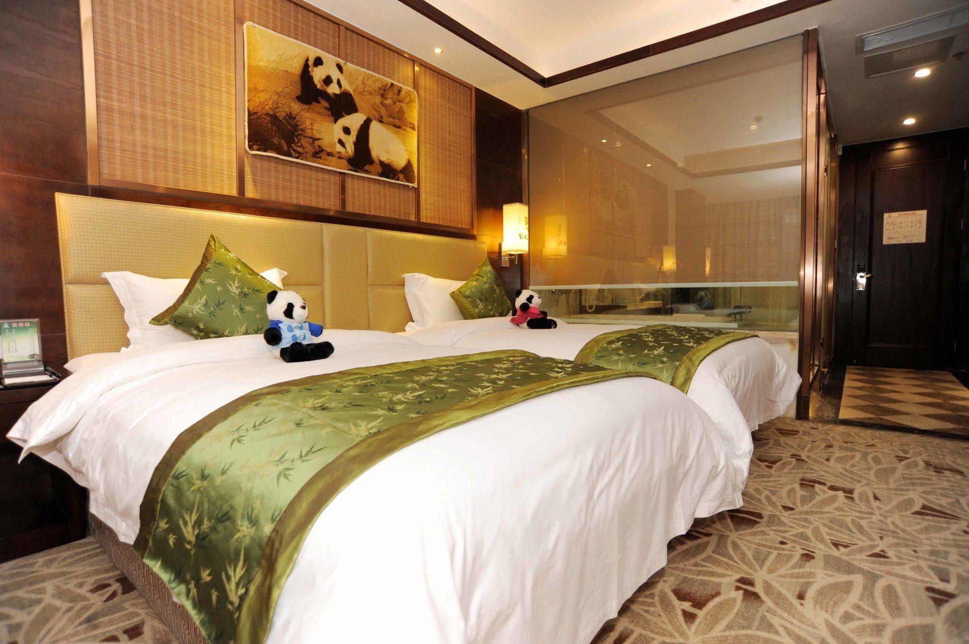 Chengdu Panda Prince Culture Hotel Exterior foto