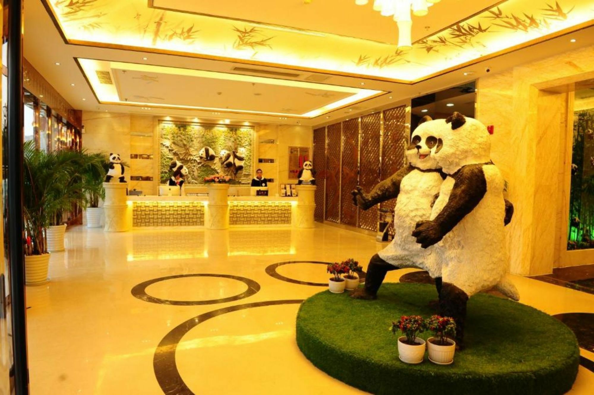 Chengdu Panda Prince Culture Hotel Exterior foto