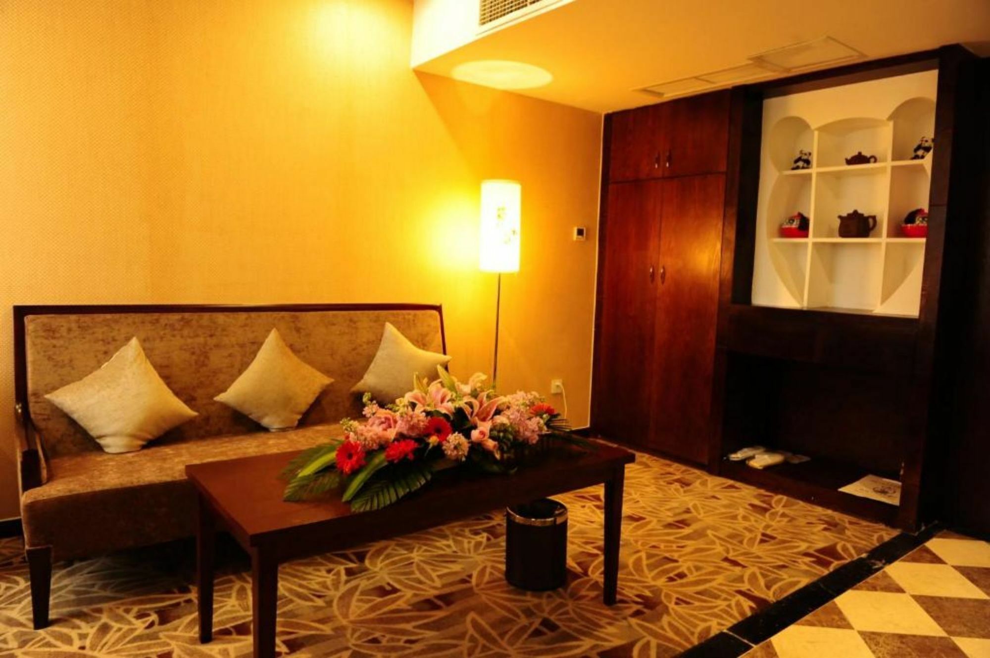 Chengdu Panda Prince Culture Hotel Exterior foto